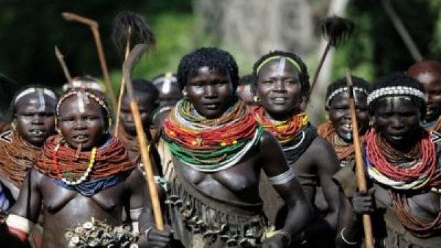 Zabou Breitman chez les Nyangatom en Ethiopie