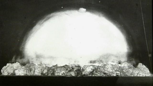 La bombe atomique en 1000 jours (2)