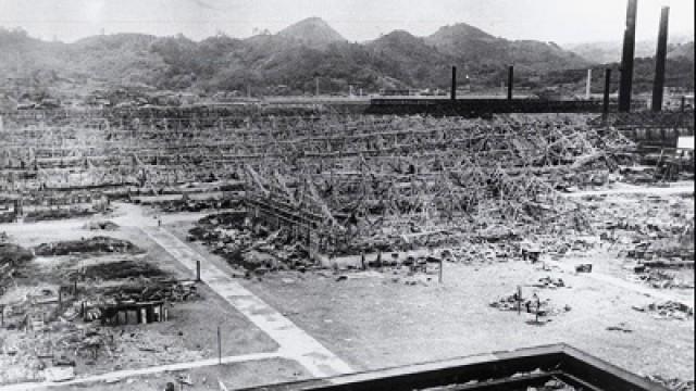 La bombe atomique en 1000 jours (3)