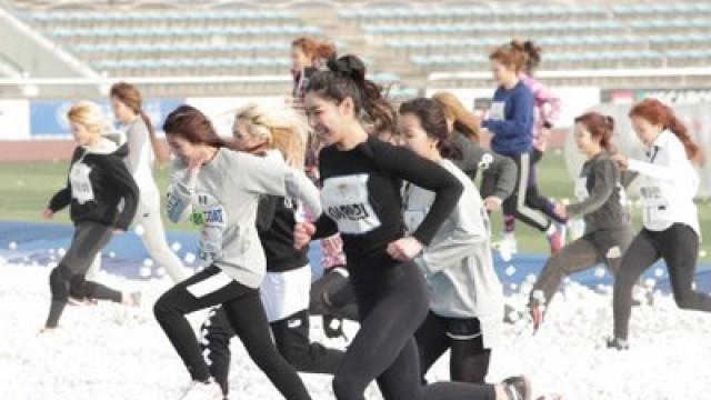 The 10:100 Women Flag Race