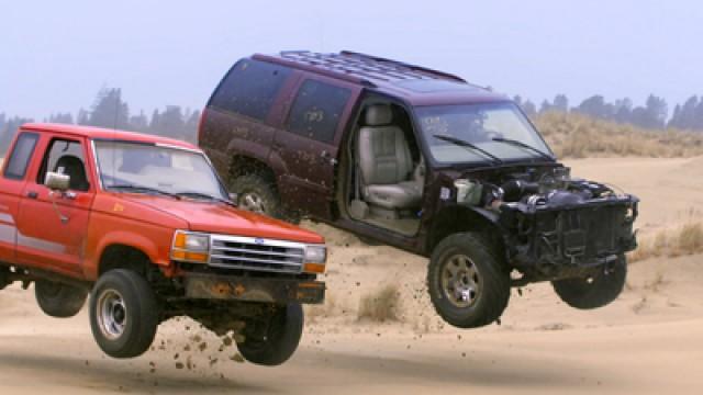 Junkyard Dune Machines: Radillac Vs. Rescue Ranger