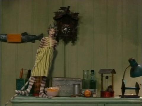 Hyveltjuvarna kommer