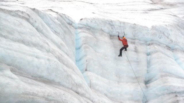 Wrangell-St. Elias: Trekking Glaciers