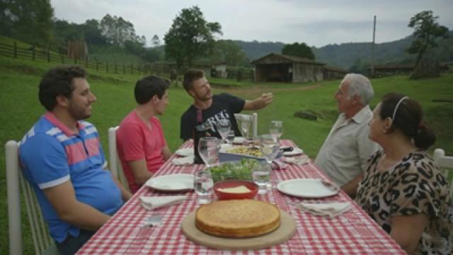 Tortéi de Abóbora, Salada de Radicchio e Bolo