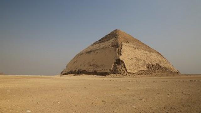 Mystery of the Cursed Pyramid