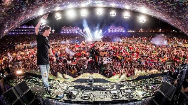 S3.E7 STMPD @ Tomorrowland 2018
