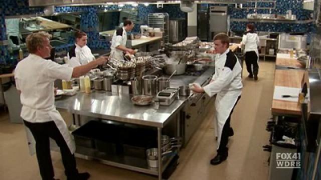 4 Chefs Compete (2)