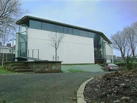 Grand Designs Revisited: Doncaster 2001