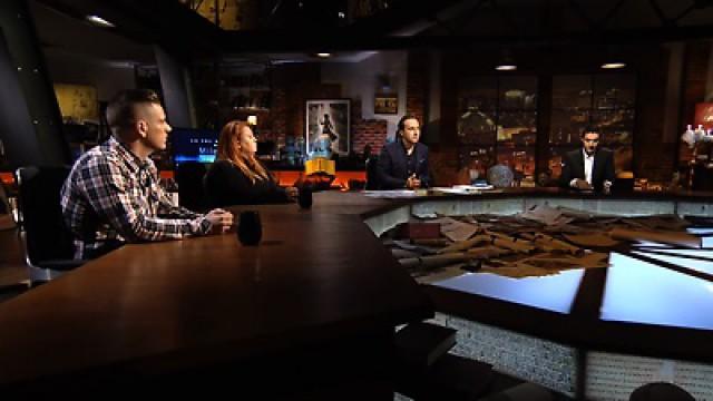 La noche de la voz directa - El misterio de la lente Layard - Doctores muerte