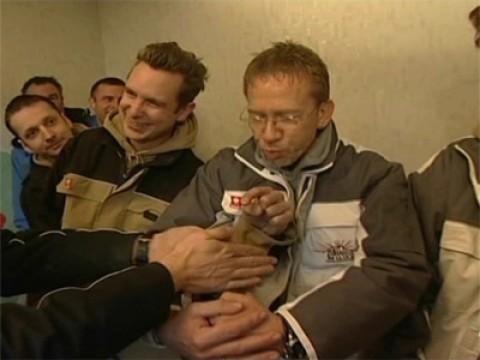 56. Ausgeraubt und angezündet