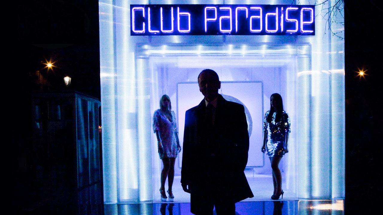 Pigalle, la nuit