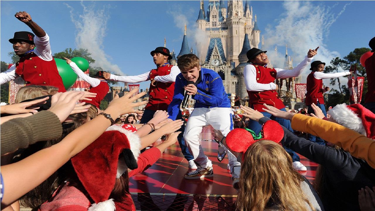 Disney Parks Christmas Day Parade