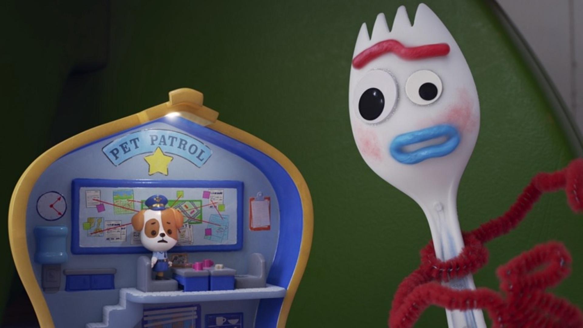 Forky Asks a Question: What Is a Pet?