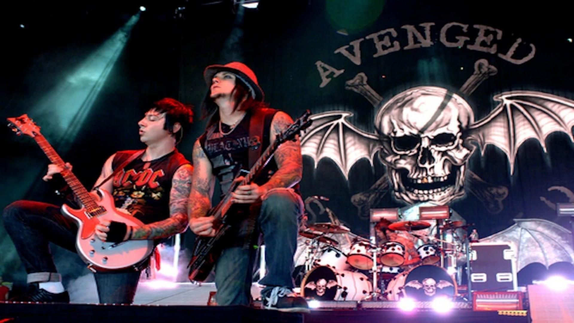 Avenged Sevenfold: Live in the LBC & Diamonds in the Rough