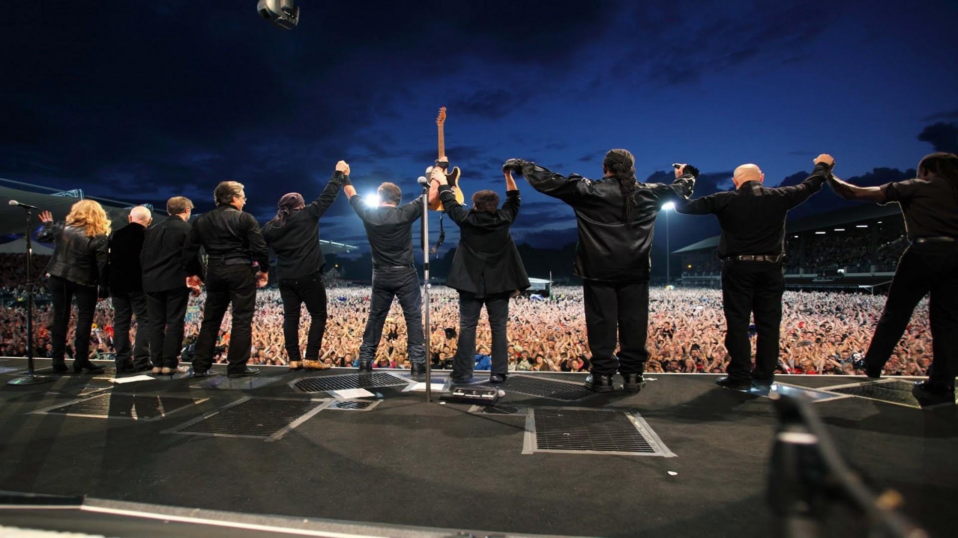 Bruce Springsteen & the E Street Band - London Calling Live in Hyde Park