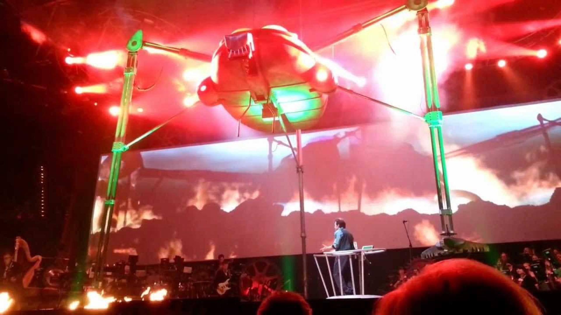 Jeff Wayne's Musical Version of the War of the Worlds Alive on Stage! The New Generation