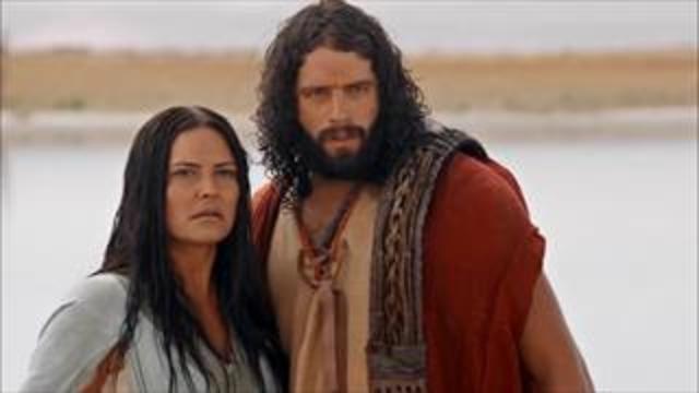 José fica feliz ao saber que Azenate não será mais sacerdotisa