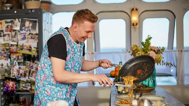 Joe Lycett & Wild Boar Pappardelle Ragu