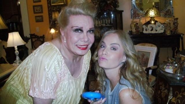 Rogéria, Thiaguinho e Tânia Khalil