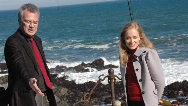 Pedro Bial, Pablo Neruda e Júnior