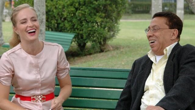 Débora Duarte, Mariana Rios e Paulo Silvino