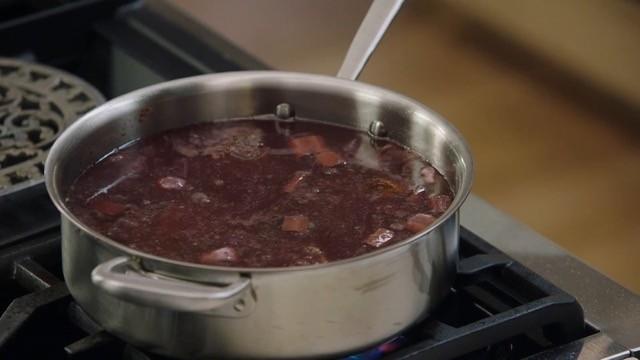 Braising: Red Wine Braised Short Ribs