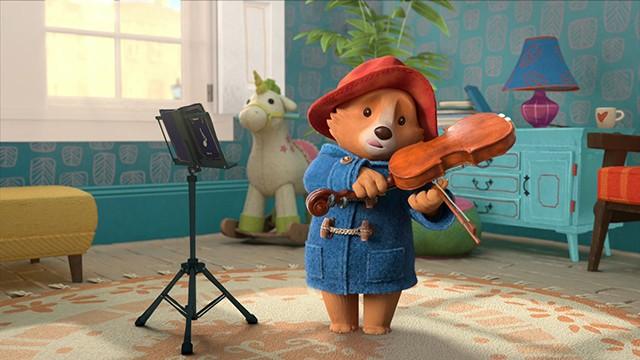 Paddington Learns the Violin