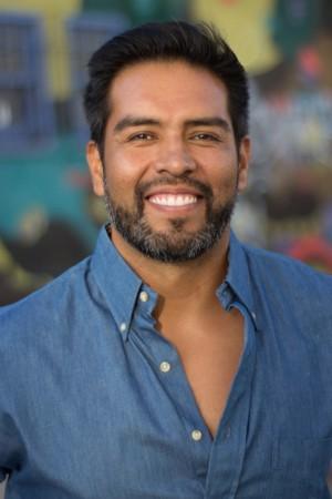 Picture of Roel Navarro