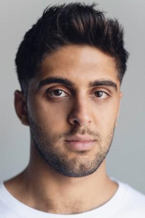 Picture of Arian Nik