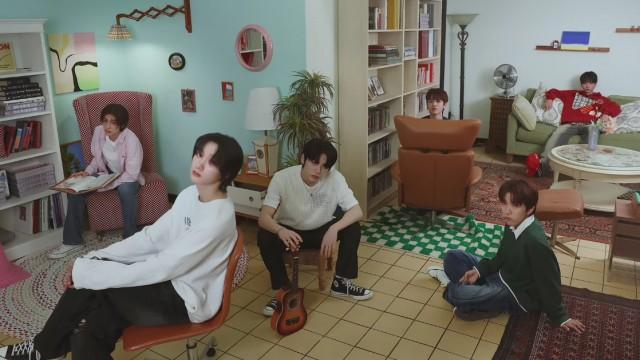 DOORGROUND｜BOYNEXTDOOR ‘But Sometimes’ (Bonus Clip)