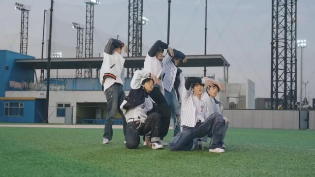 ‘Hands Up’ MV Behind the Scene 