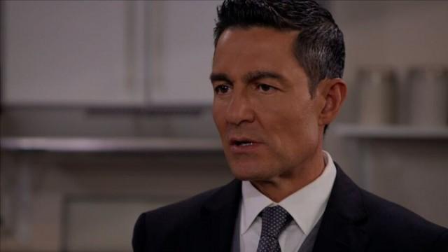 Cuando Bael se manifiesta, lo hace contundente