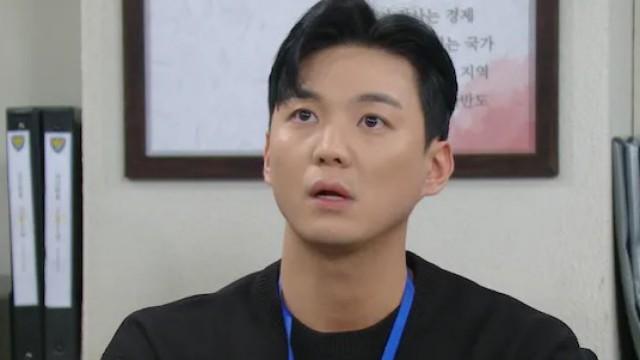 Eun A Drops A Bomb