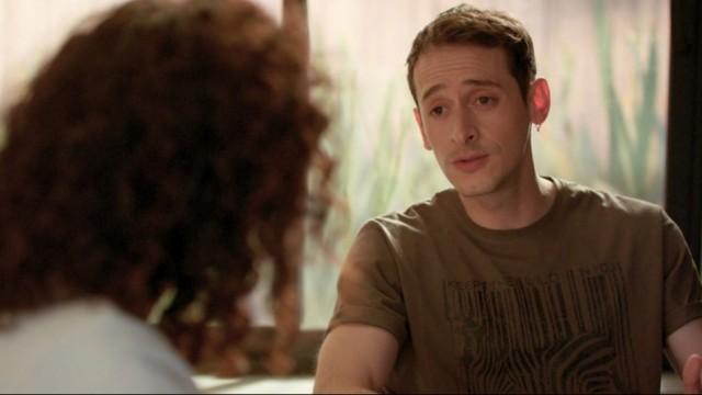 Pedro le dice a Julia que ha sido una madre ausente