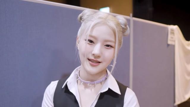 1st Mini Album 'KISS OF LIFE' Music Show Behind #1