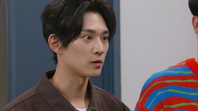 Sun Woo Investigates Ju Ri