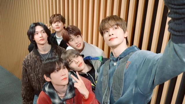 I wanted to kiss you because you were so cute | RIIZE Love 119 Music Show Waiting Room Behind the Scenes #1
