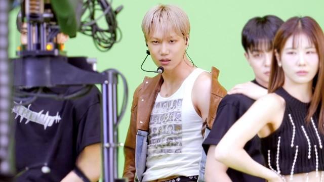 AUDIENCE REACTION FILM LYNK-POP: THE VR CONCERT KAI