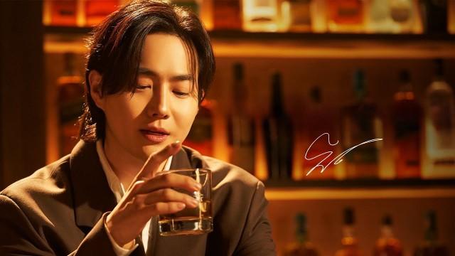 SUHO 수호 X DRINKiQ 'Savour Every Moment' MV