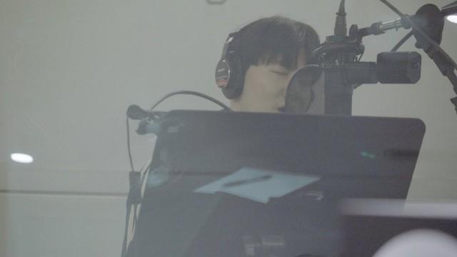 SUHO 수호 ‘Grey Suit’ Recording Behind The Scenes