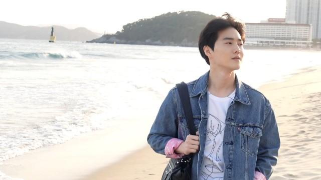 'Grey Suit' ONEDAY CAFÉ EVENT Behind