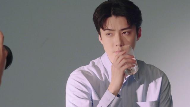 2022 SM ARTIST SEASON’S GREETINGS #EXO