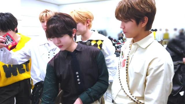 Tour of NCT WISH’s waiting room | NCT WISH in Japan Behind