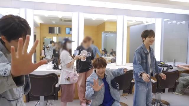 요즘 외출 전 루틴 위시네 대기실 구경하다가 맨날 약속 늦 | ‘Songbird’ 음악방송 대기실 비하인드 #02