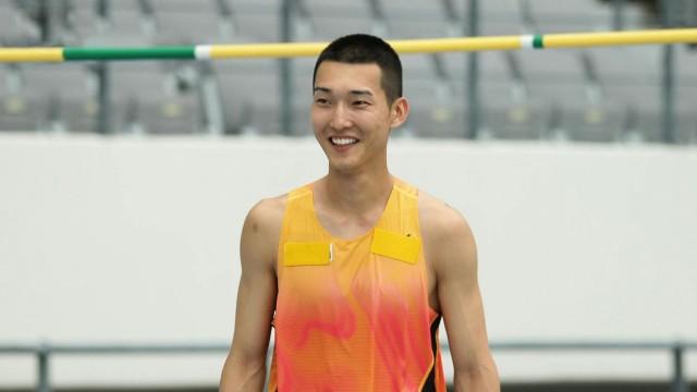 The Smiley Jumper Woo Sang Hyeok