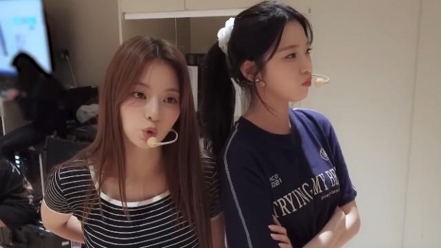 'Supersonic' Dance Practice Behind