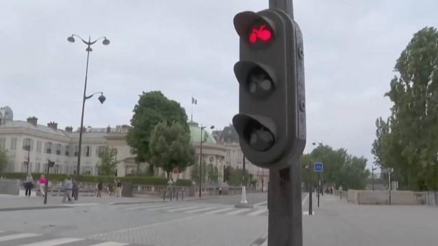 Coronavirus / Patinetes / Ucrania en el Thyssen
