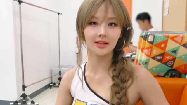 Digital Single 'Sticky' Music Show Behind #2