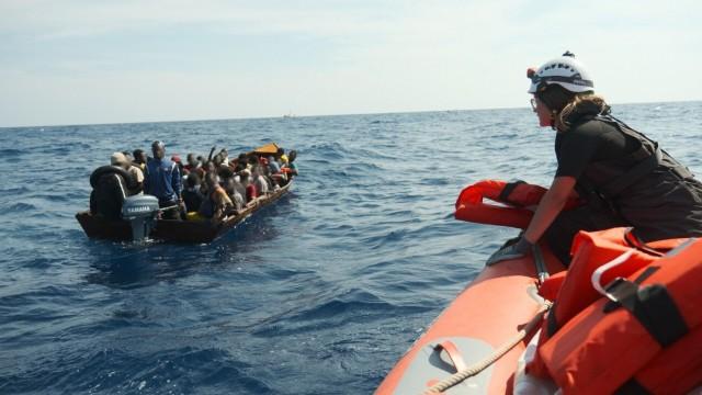 Lebensretter auf dem Mittelmeer