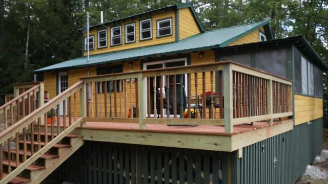 The Russell Cabin's Big Lift